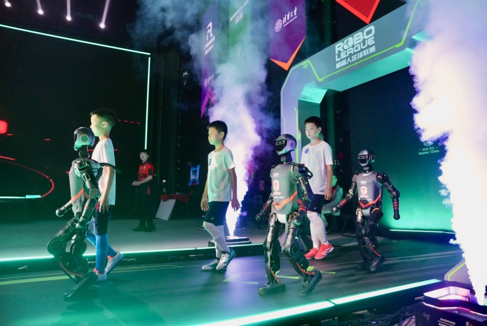 术使她多次 术使她多次