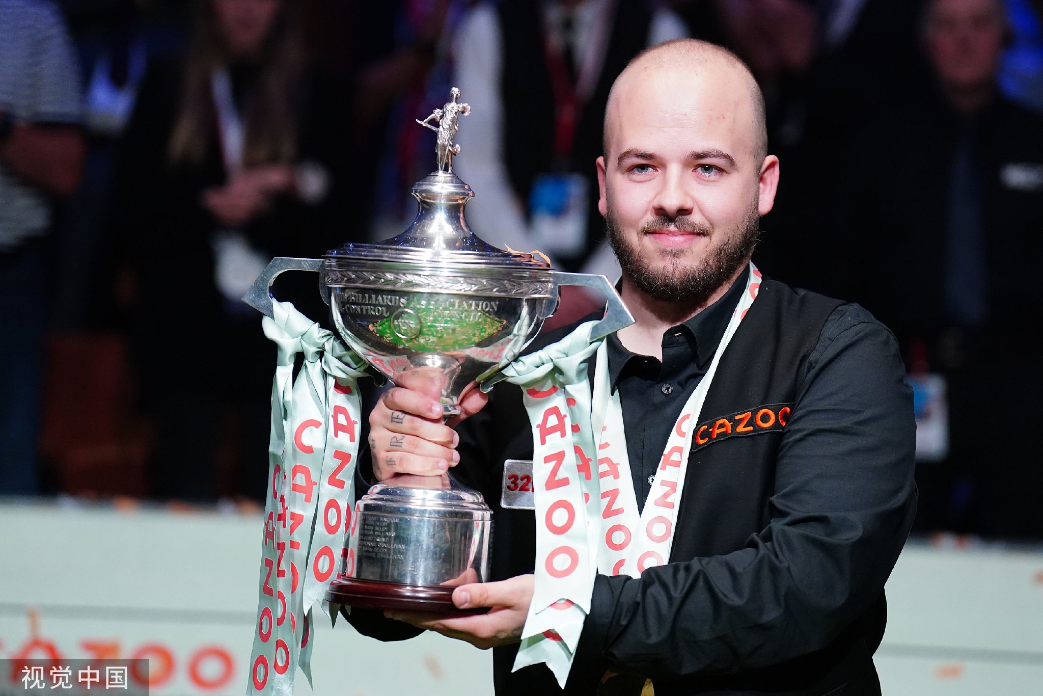 取得更大突 取得更大突